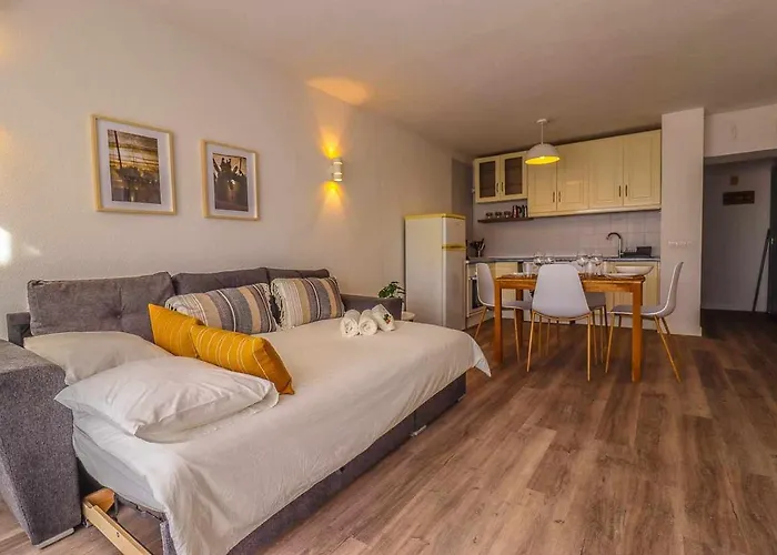 아파트 Rentaliday Mareverde River *